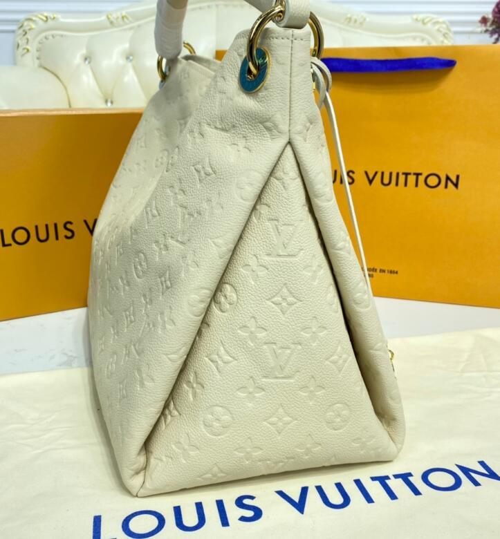 SAMC - LOV Bags - 2464