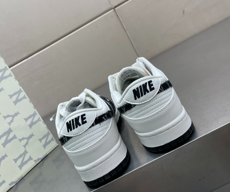 SAMC - NKE Shoes - 052