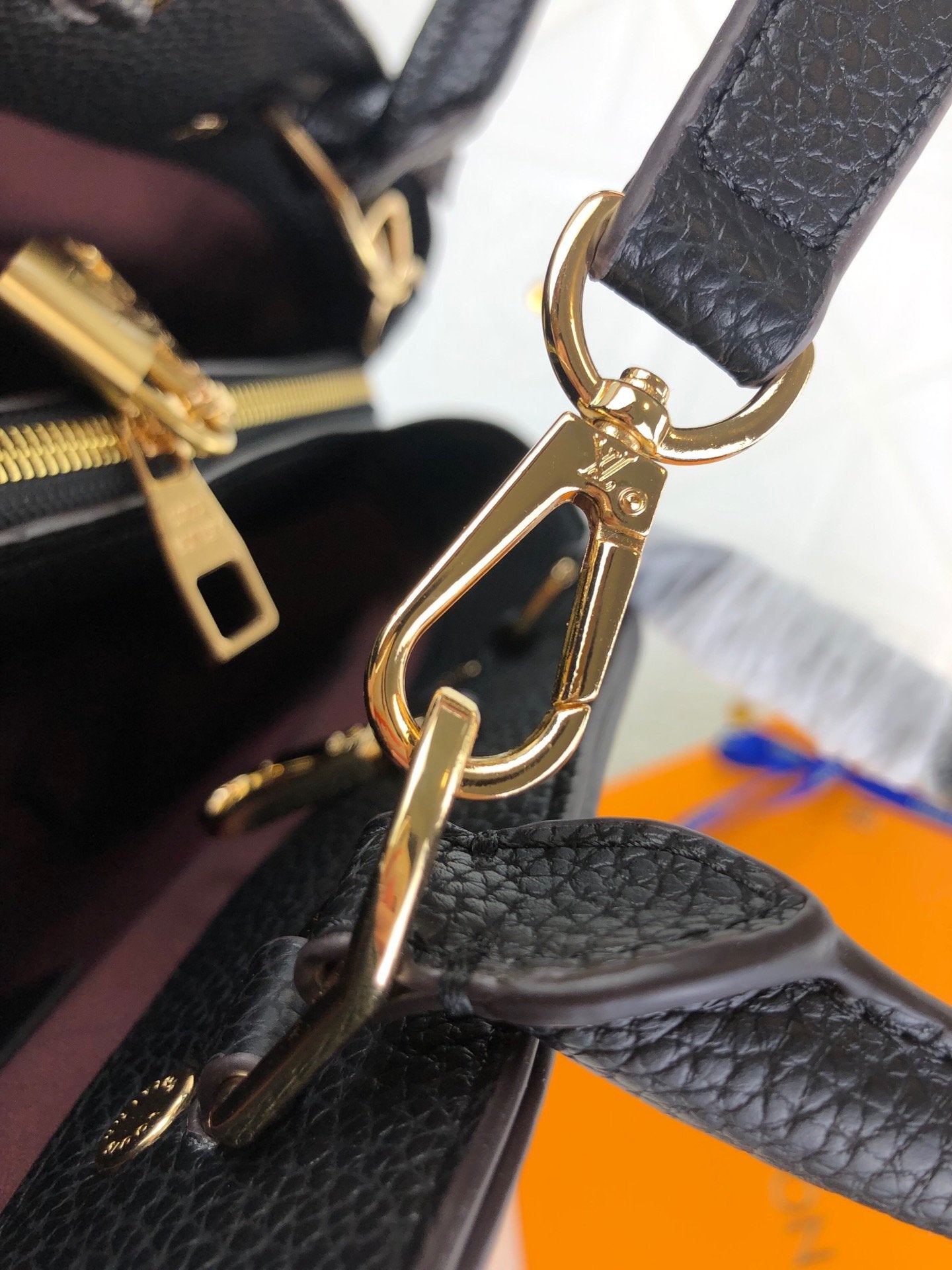 EN - New Arrival Bags LUV 035