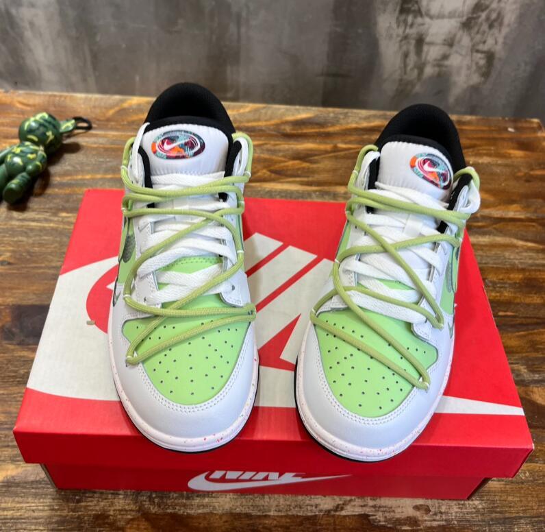 SAMC - NKE Shoes - 416
