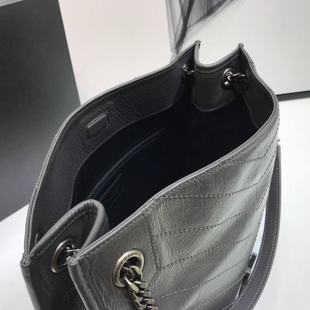 GLAMI Niki MeGLAMIum Shopping Bag Gray For Women 12.6in/32cm YSL 577999