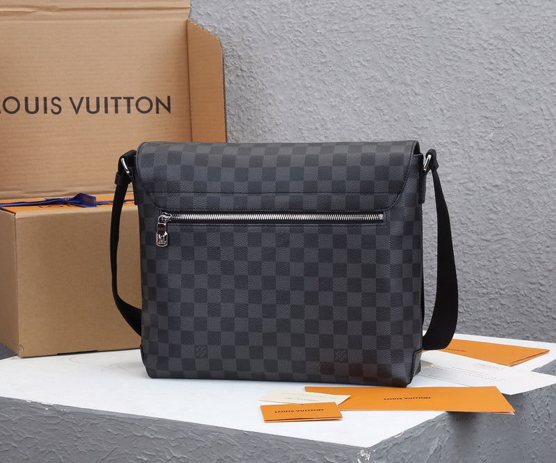 LOV2 Bags - Fashion Bags  2706