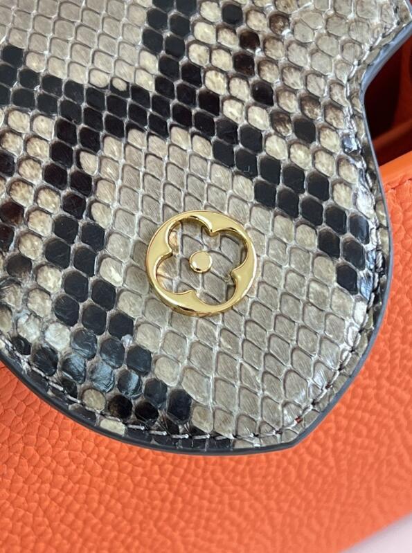 SAMC - LOV Bags - 1624