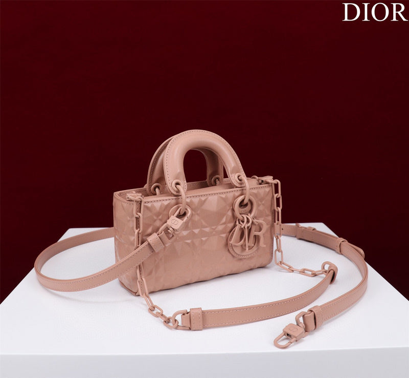 Glami Fashion - DIR Bags - 1672