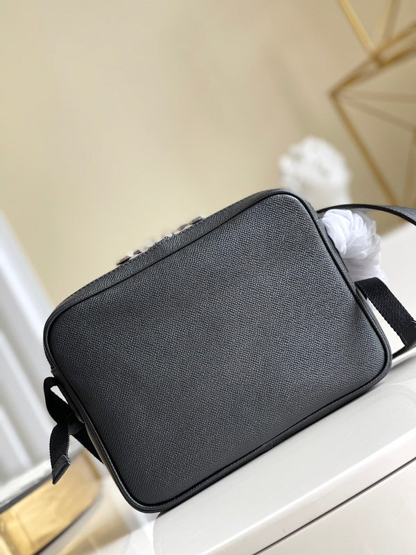 LOV2 Bags - Luxurious Bags  1212