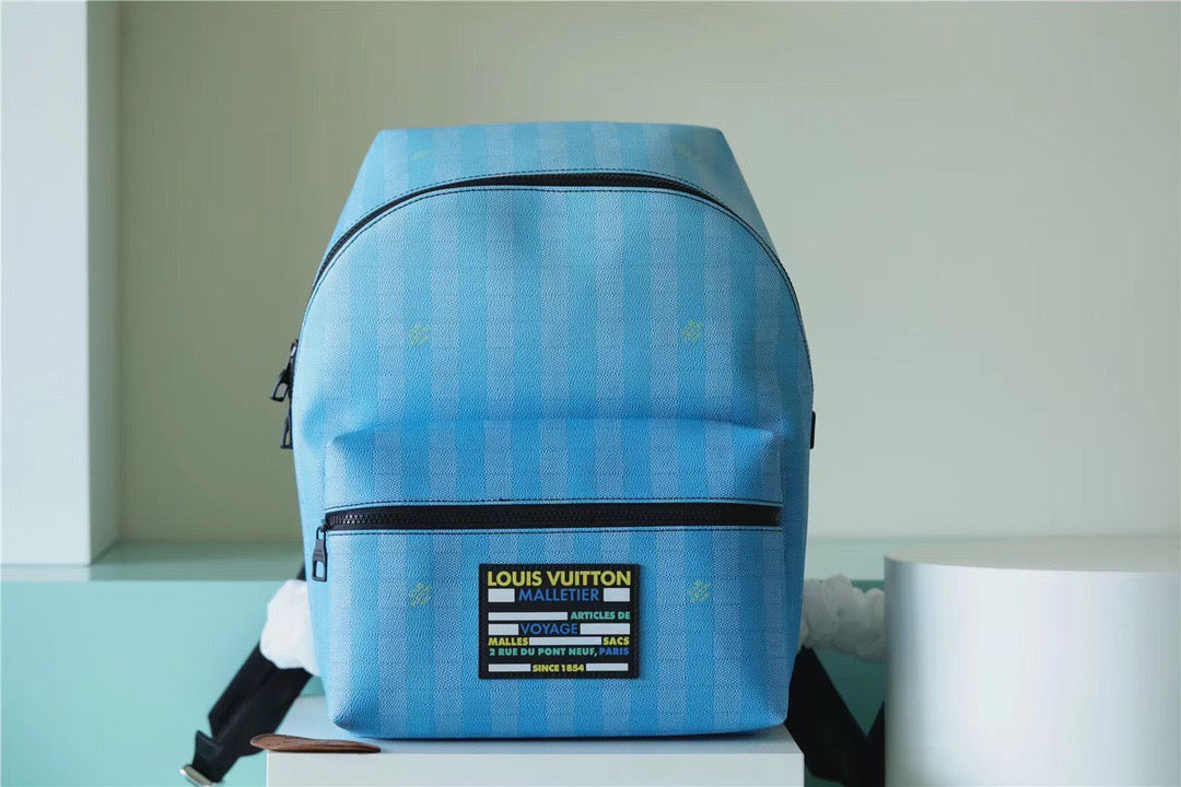 LV GLAMIscovery Backpack Damier Stripes Canvas GraGLAMIent Blue For Men, Bags 40cm LV M59913