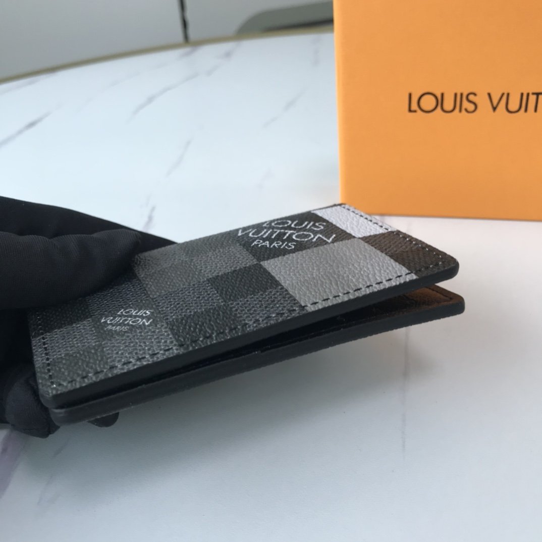 EN - New Arrival Wallet LUV 042