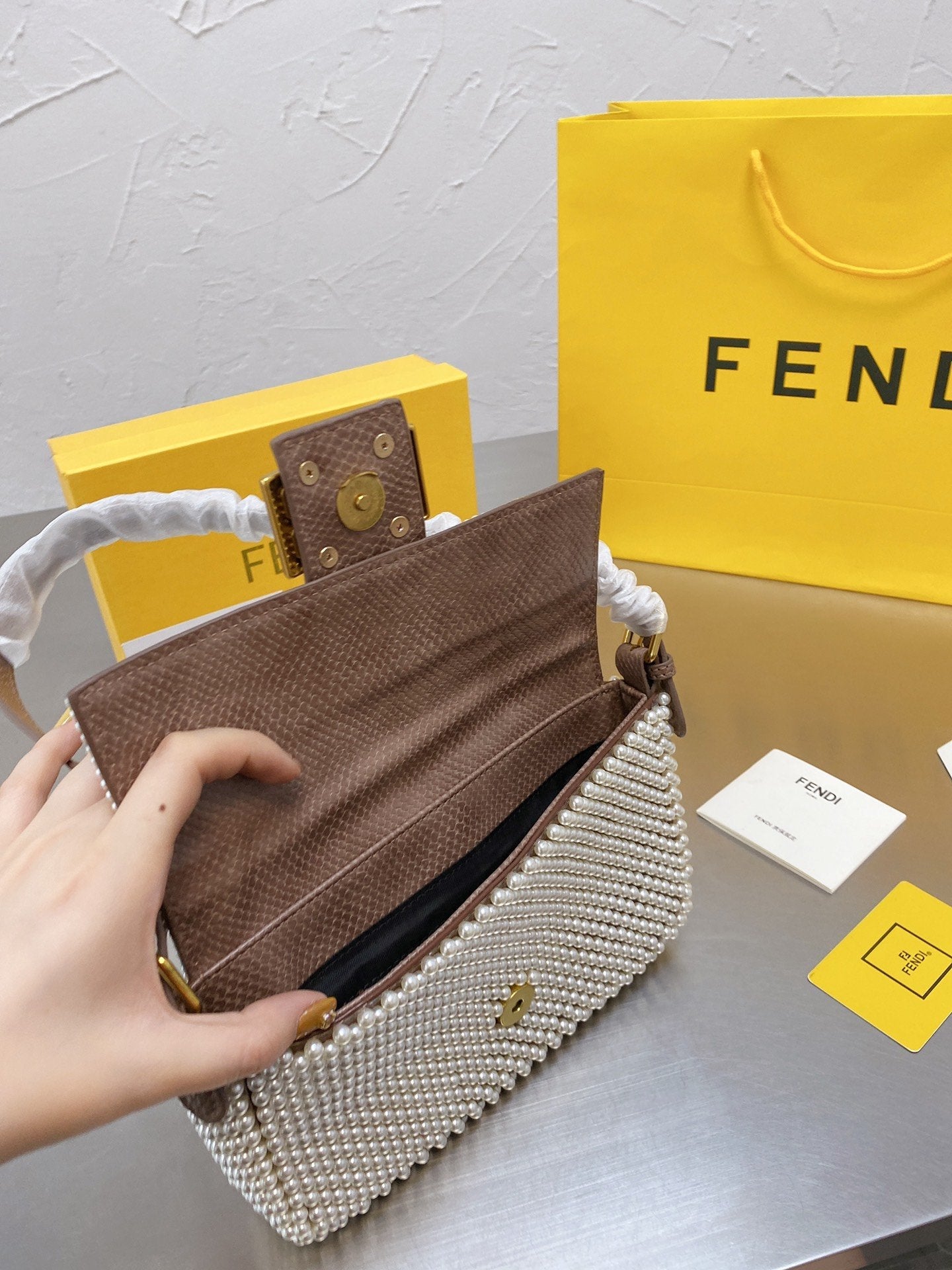 EN - New Arrival Bags FEI 230