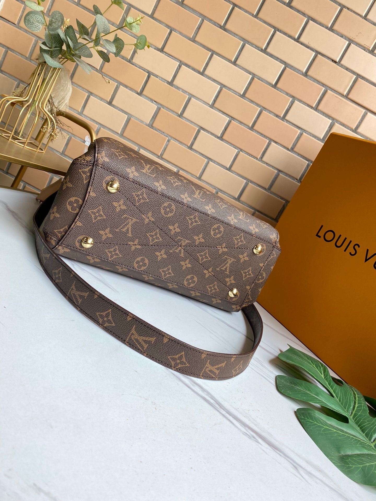 EN - New Arrival Bags LUV 102