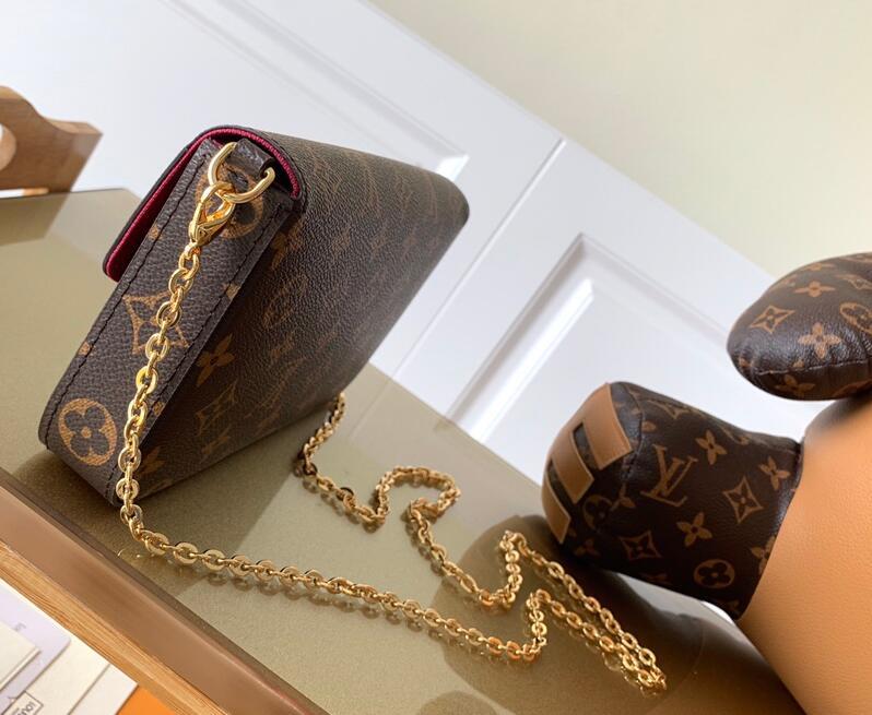SAMC - LOV Bags - 2521