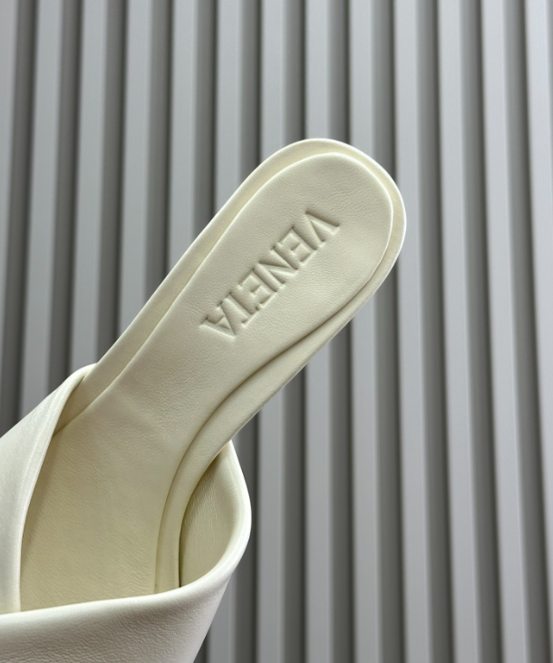 SAMC - BO Women Shoes - 025