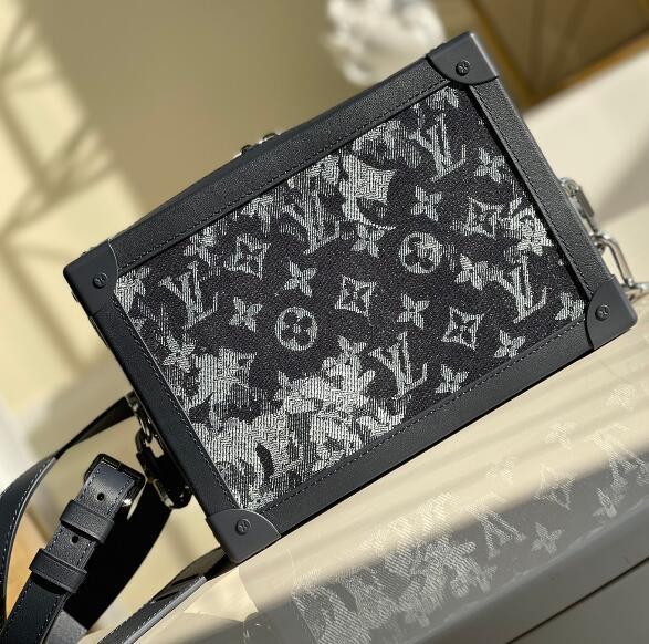 SAMC - LOV Bags - 2584