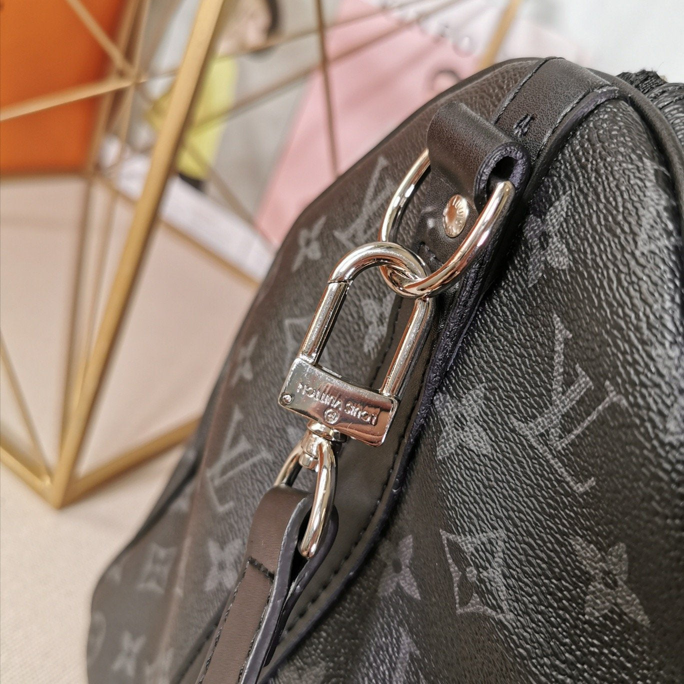 EN - New Arrival Bags LUV 262