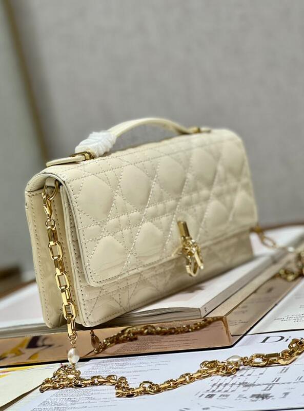 SAMCC - DOR Bags - 090
