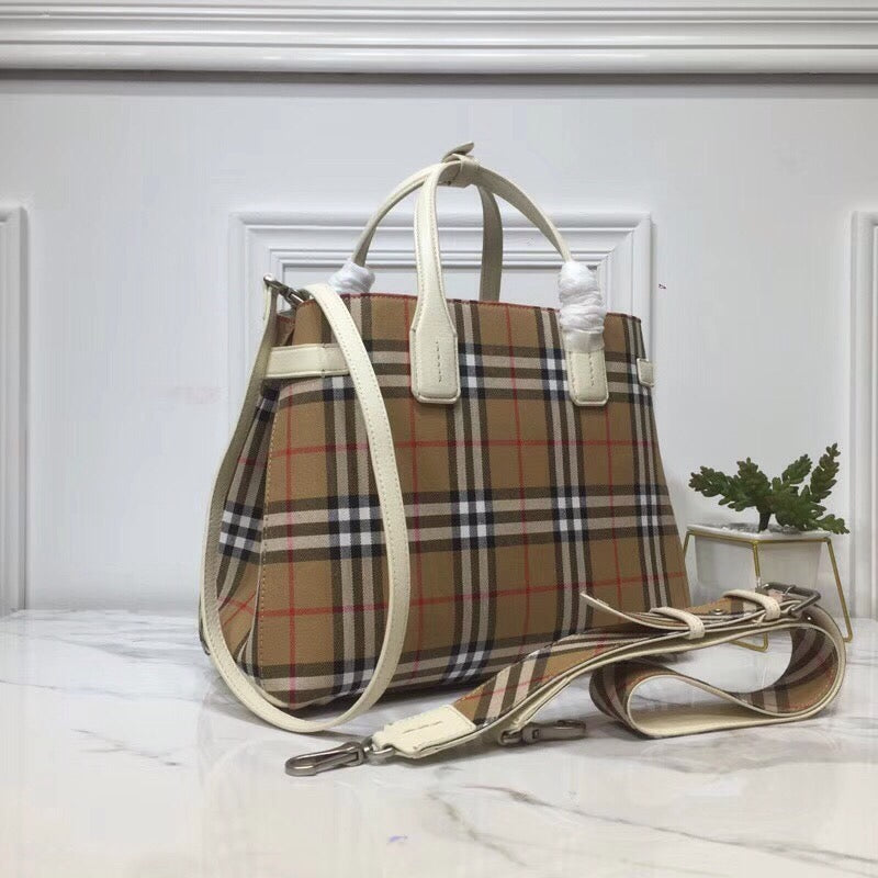 GLAMI House Check Derby MeGLAMIum Banner Purse Tote White For Women, WomenÃ¢â‚¬â„¢s Bags 14in/35cm