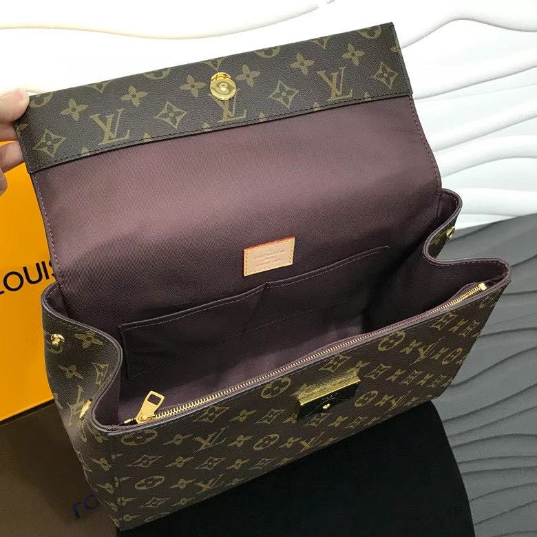 LOV2 Bags - Luxurious Bags  1255