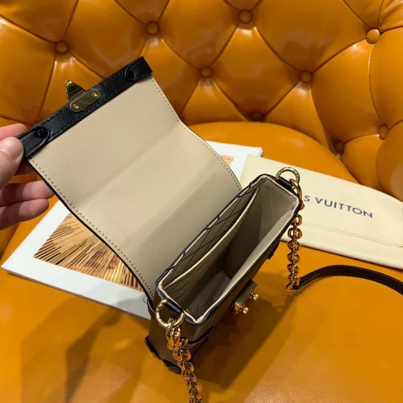 LOV2 Bags - Luxurious Bags  1383