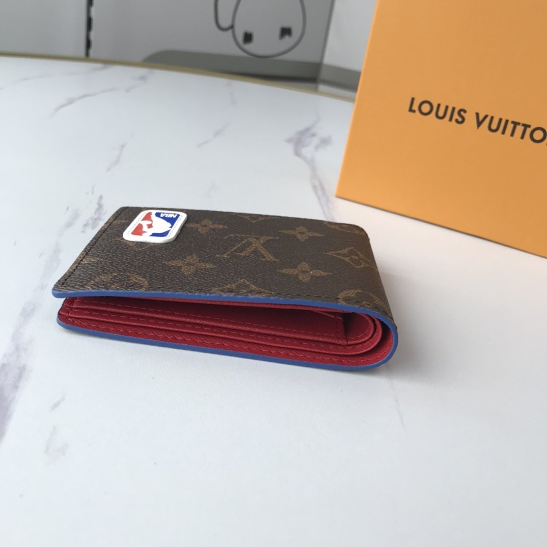 EN - New Arrival Wallet LUV 034