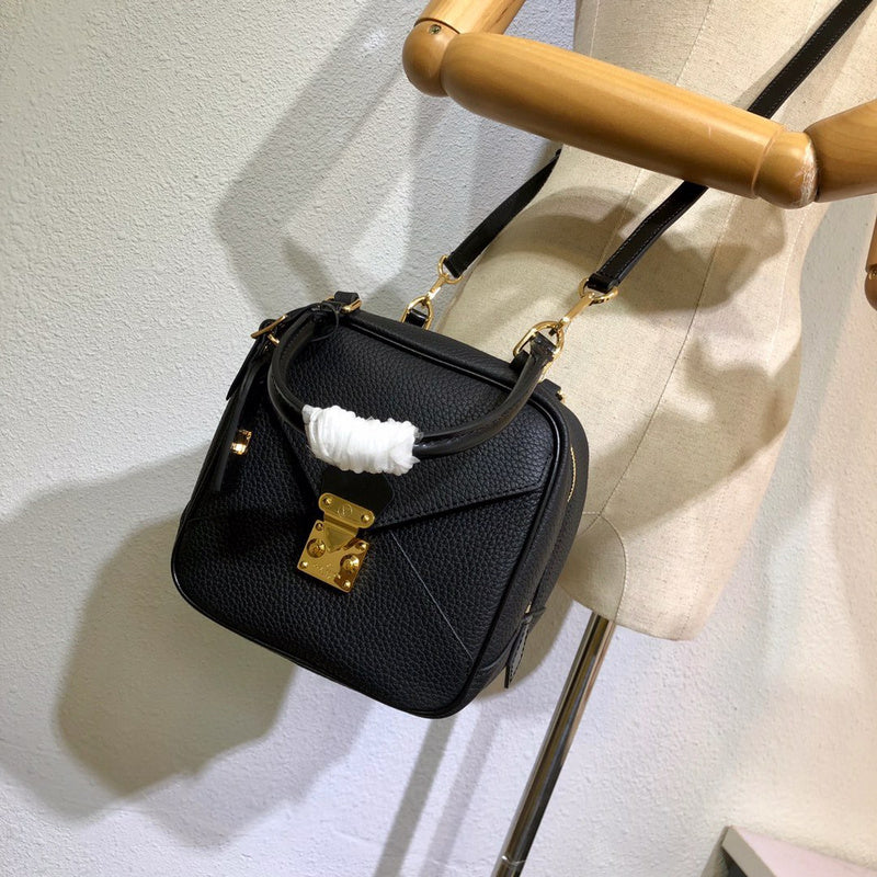 LOV2 Bags - Luxurious Bags  1905
