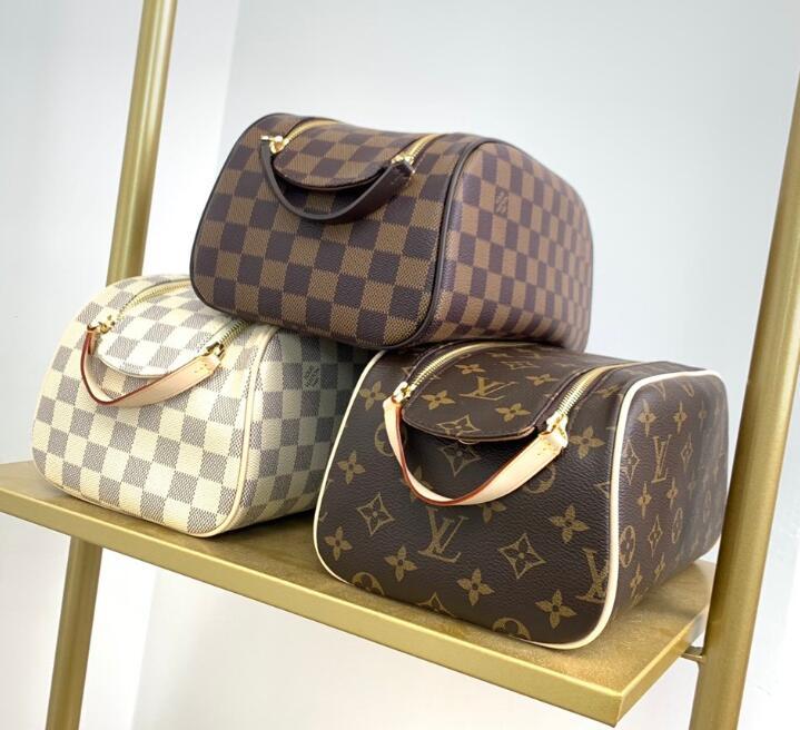 SAMC - LOV Bags - 2699