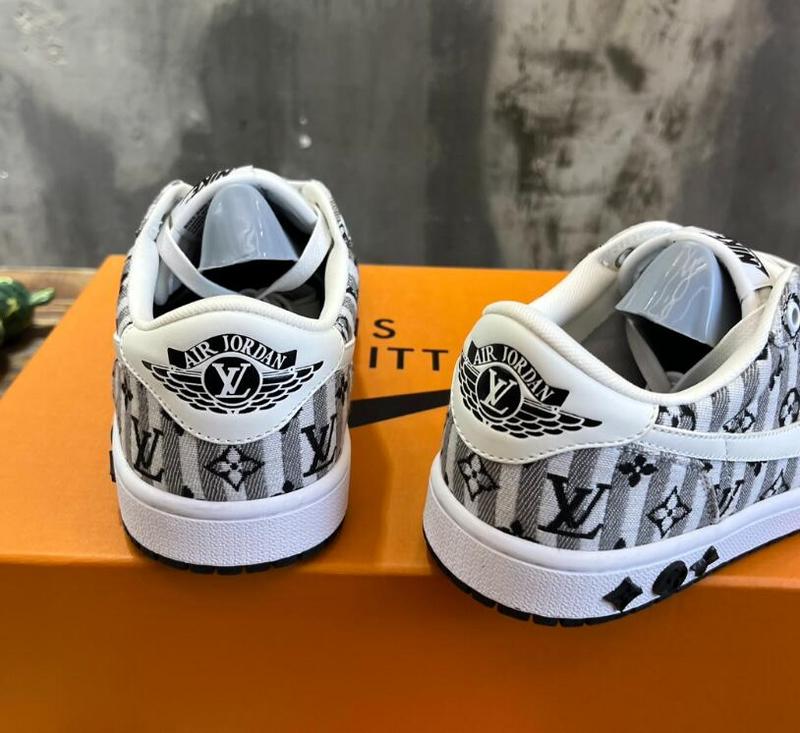 SAMC - NKE Shoes - 391