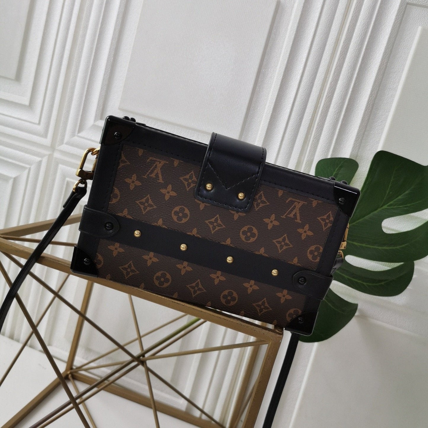 EN - New Arrival Bags LUV 239