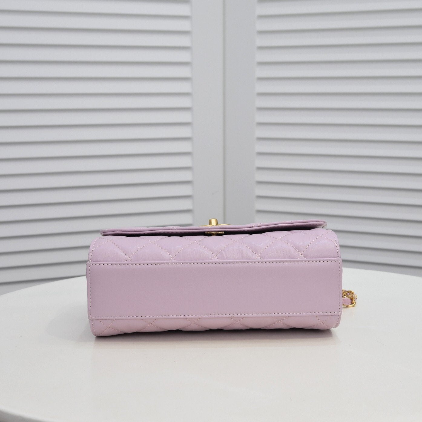 Designer bags by Chanel 083