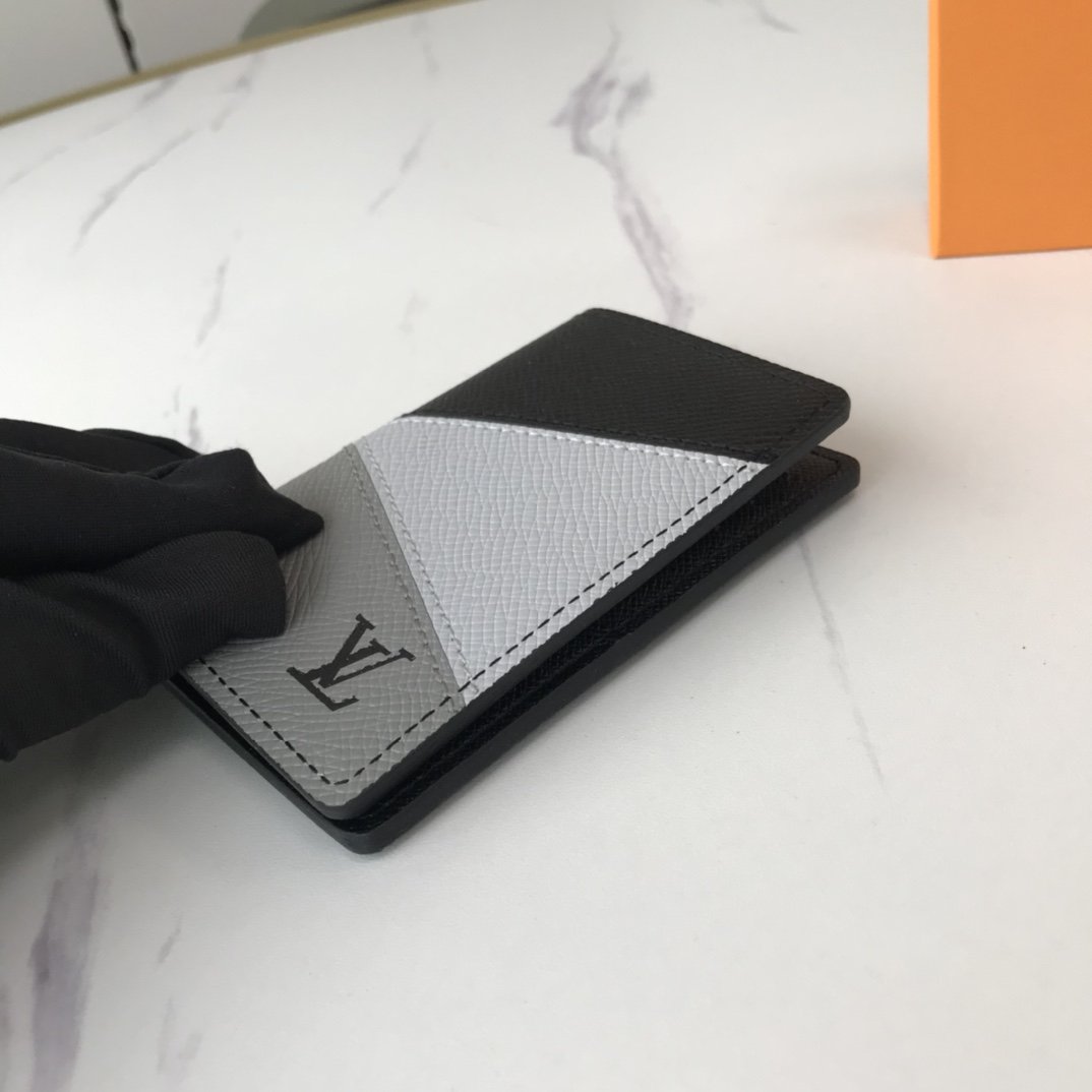 EN - New Arrival Wallet LUV 013