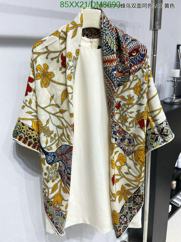 SAMC - HMS Scarves - 029