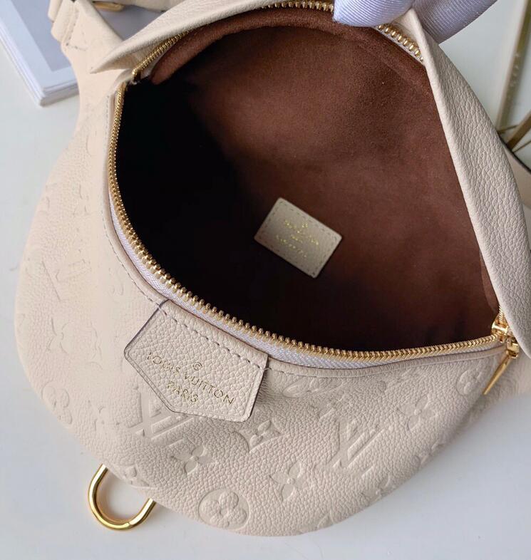 SAMC - LOV Bags - 2937