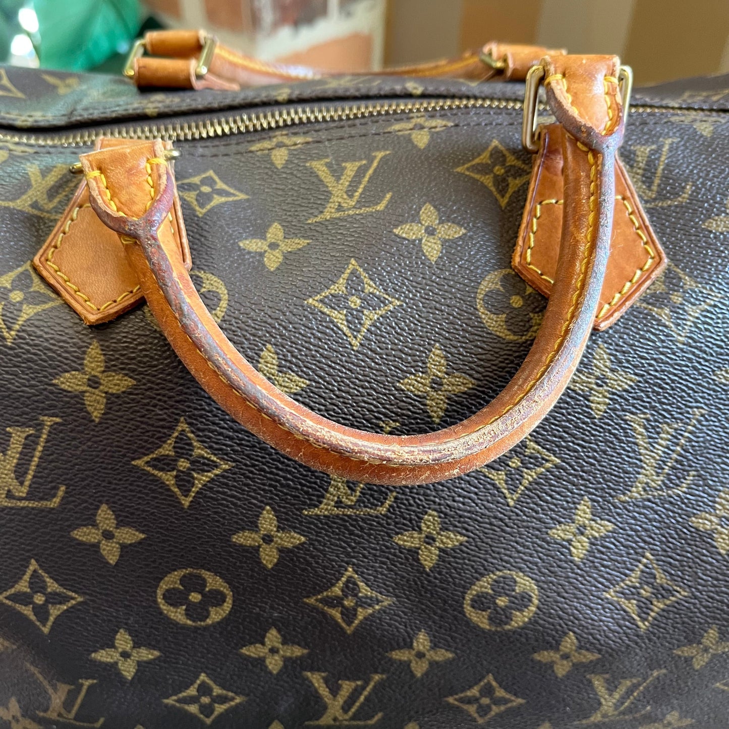 LOUIS VUITTON Vintage Monogram Canvas Speedy 40