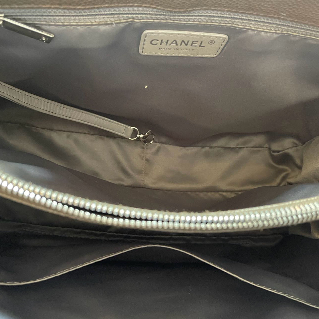 GLM-Brown GST Grand Shopping Tote  Bag in Caviar Leather with  Silver Hardware