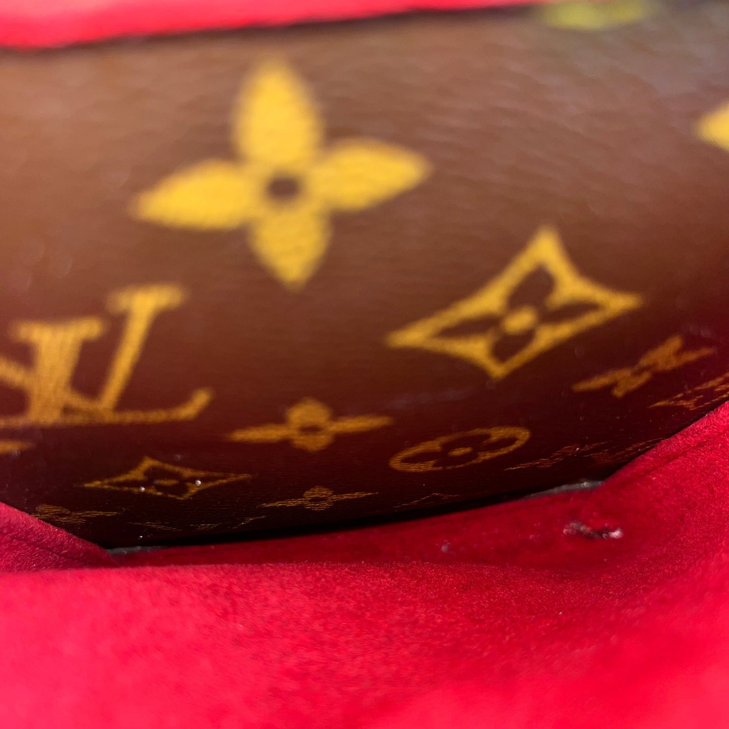 LOUIS VUITTON Viva Cite GM Monogram Canvas Shoulder Bag