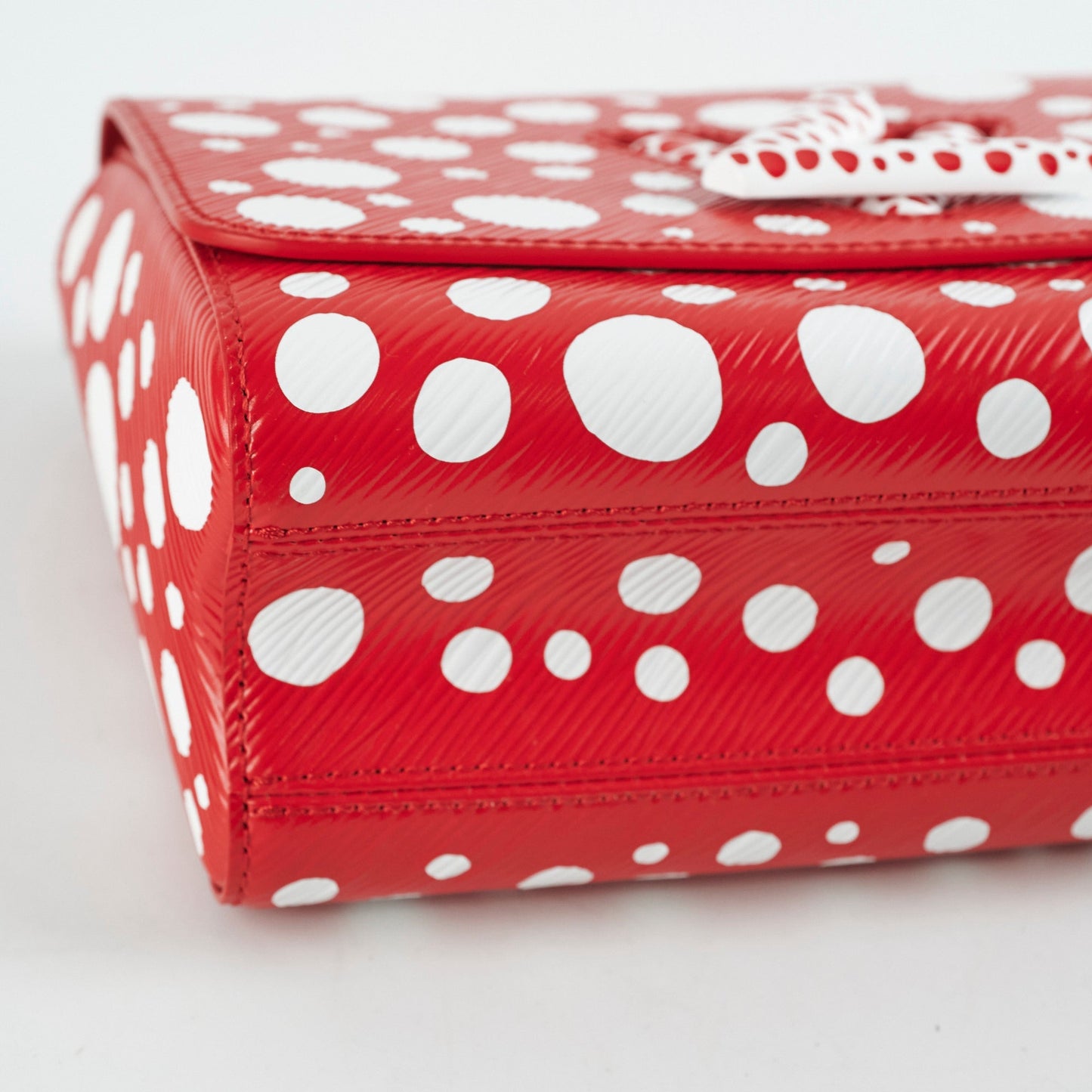 Louis Vuitton YKID Twist MM Red