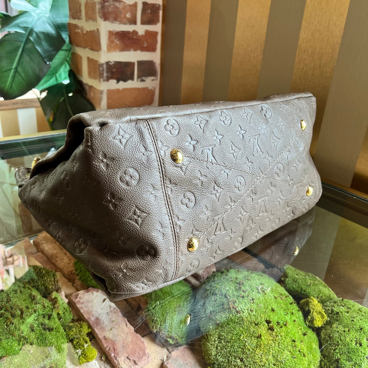 LOUIS VUITTON Artsy MM Monogram Empreinte Hobo Bag TS4021