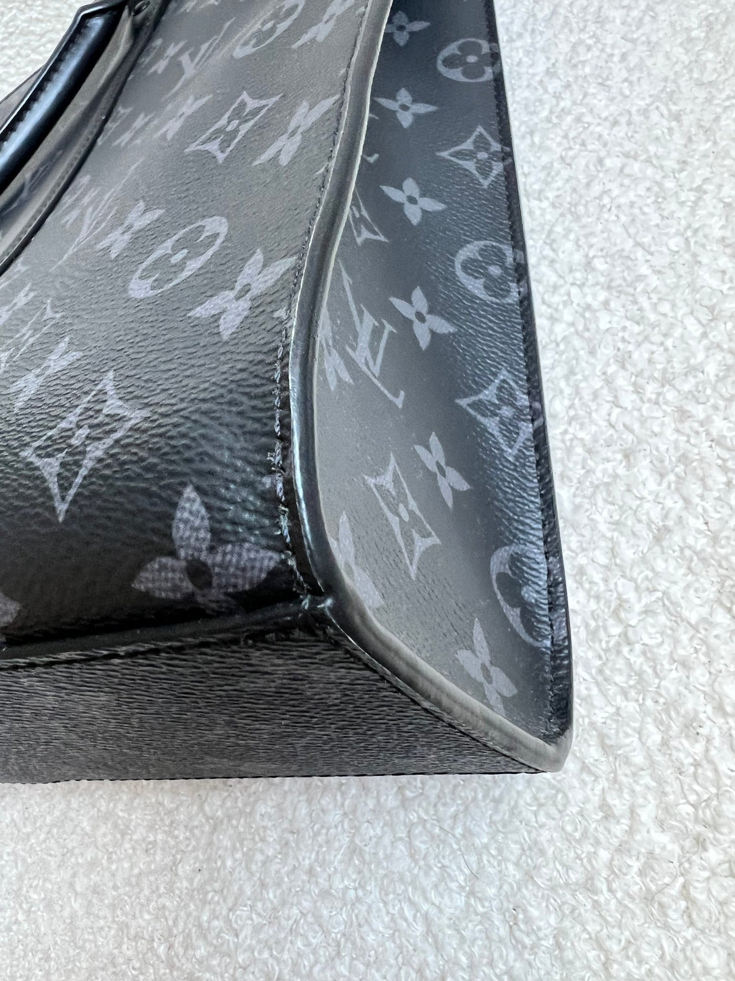 Louis Vuitton Sac Plat Horizontal Zippe Monogram Eclipse (RRP £2060)