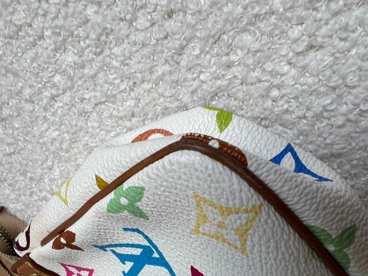Louis Vuitton Pochette Accessoires White Multicolore