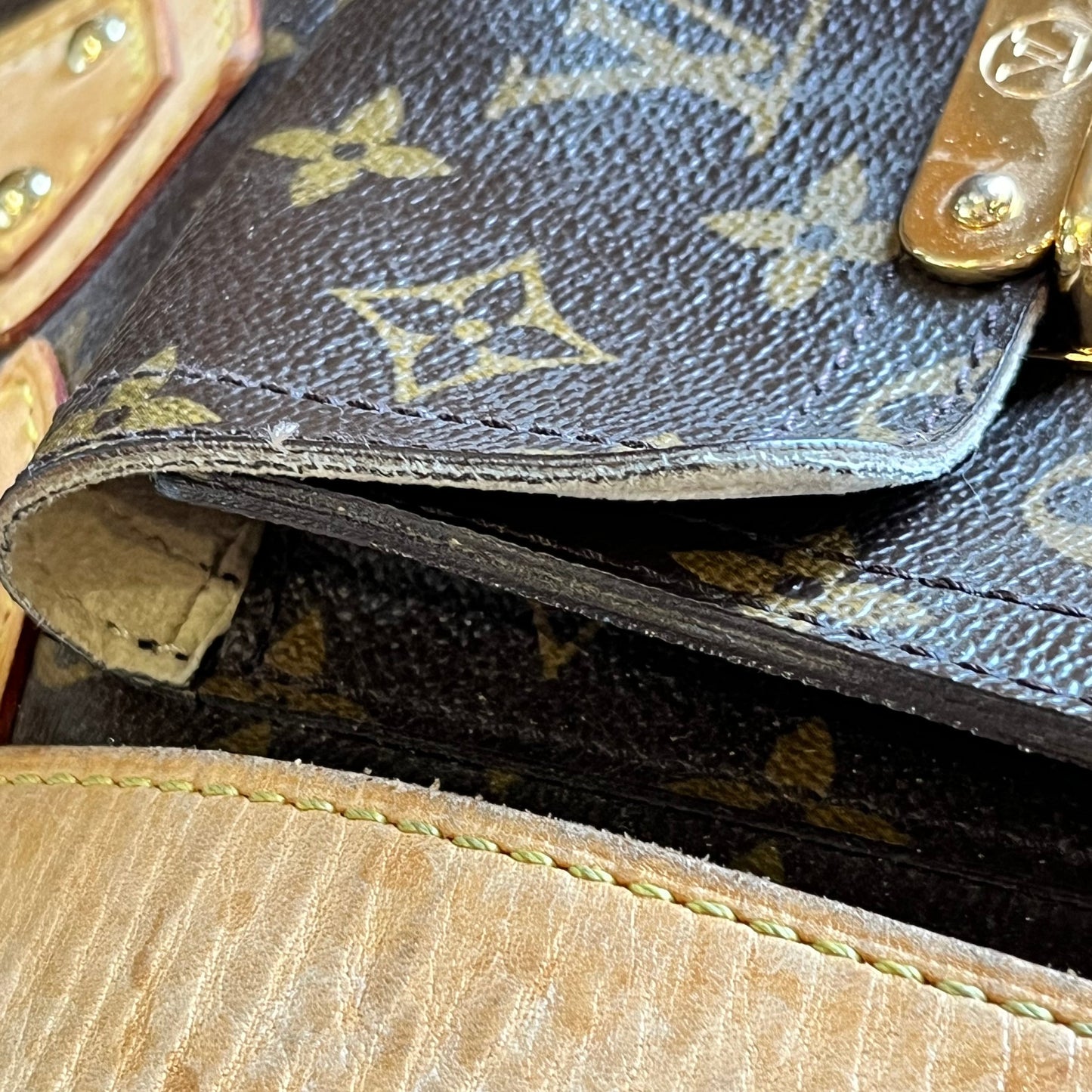 LOUIS VUITTON Monogram Canvas Manhattan GM Bag
