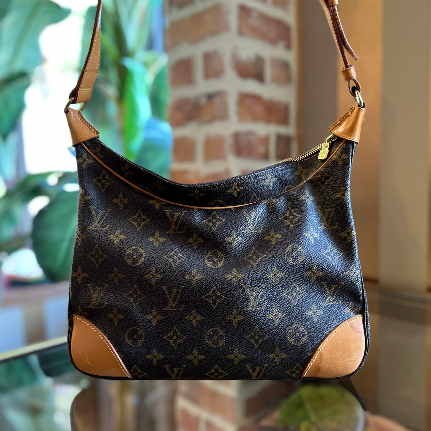 LOUIS VUITTON Boulogne 30 Monogram Canvas Hobo Bag