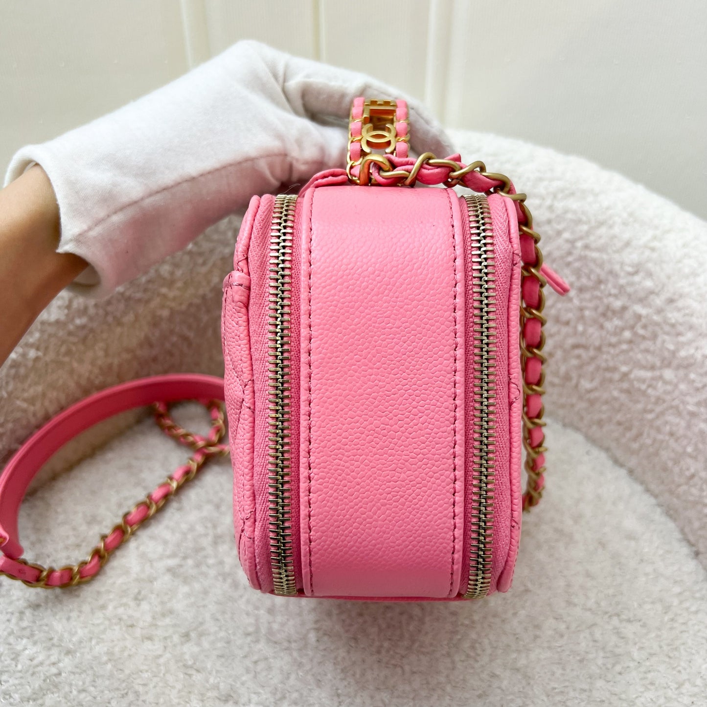 GLM-"Pick Me Up" Vanity Case in Pink Caviar and AGHW
