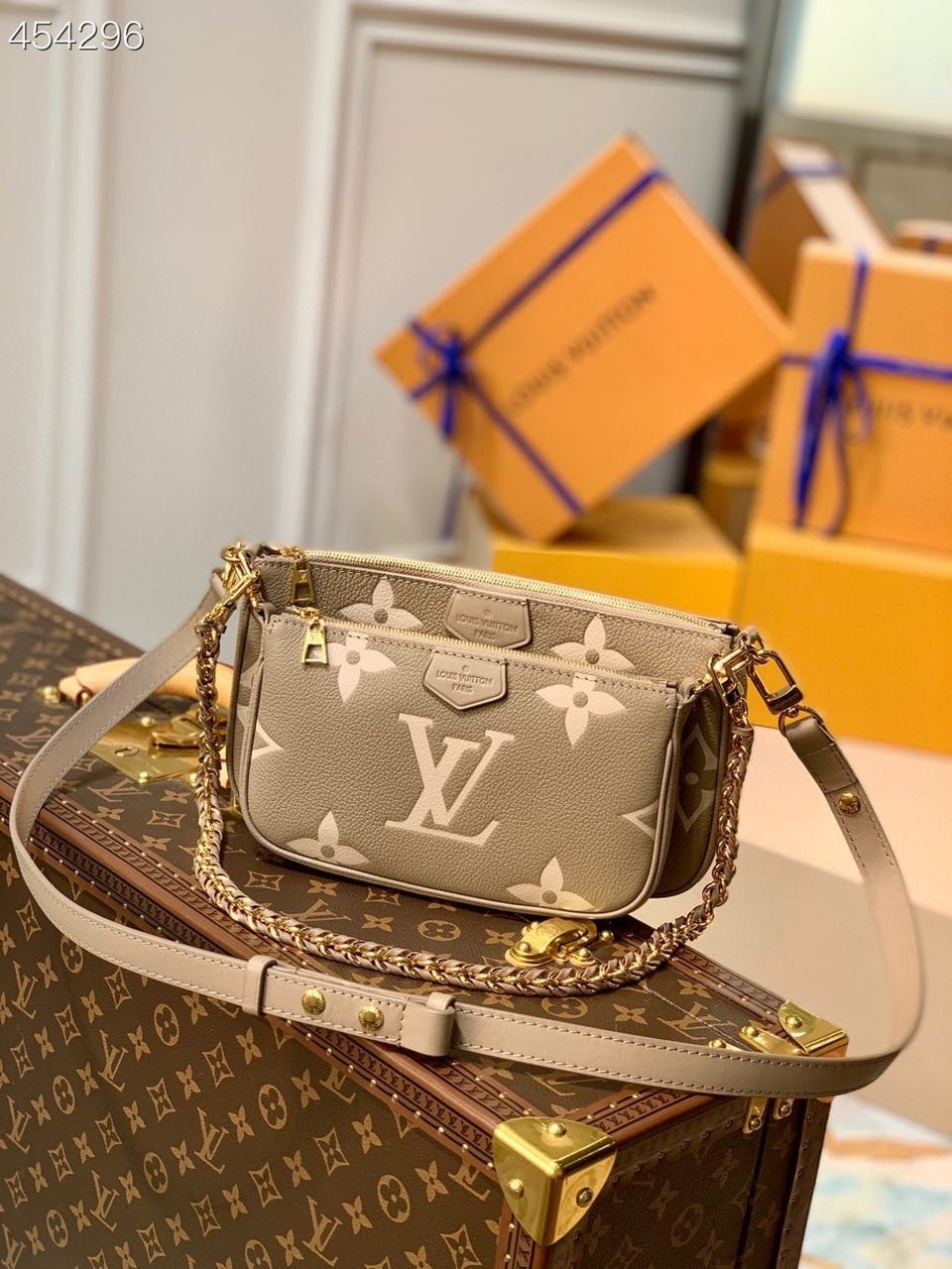 LV Multi Pochette AcGLAMIssoires Monogram Empreinte Tourterelle Beige/Cream For Women,  Shoulder And Crossbody Bags 9.8in/25cm LV