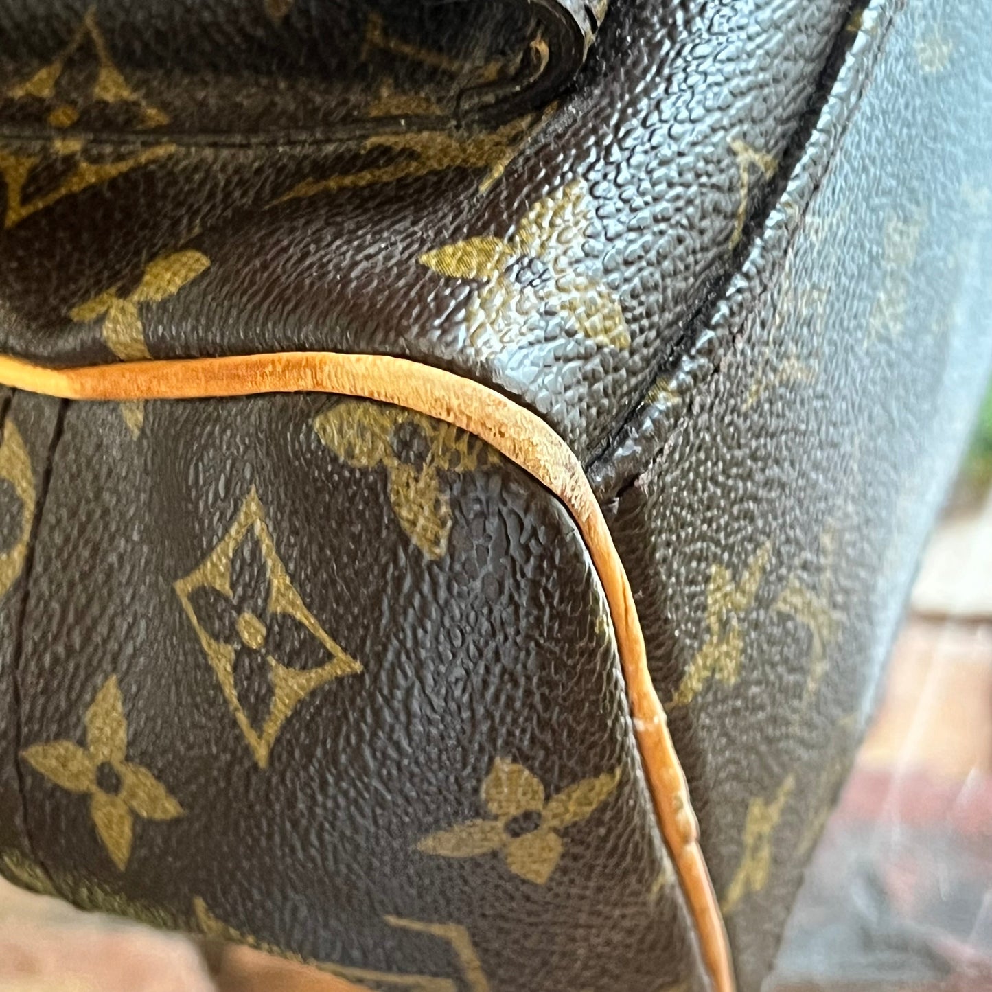 LOUIS VUITTON Monogram Canvas Manhattan GM Bag