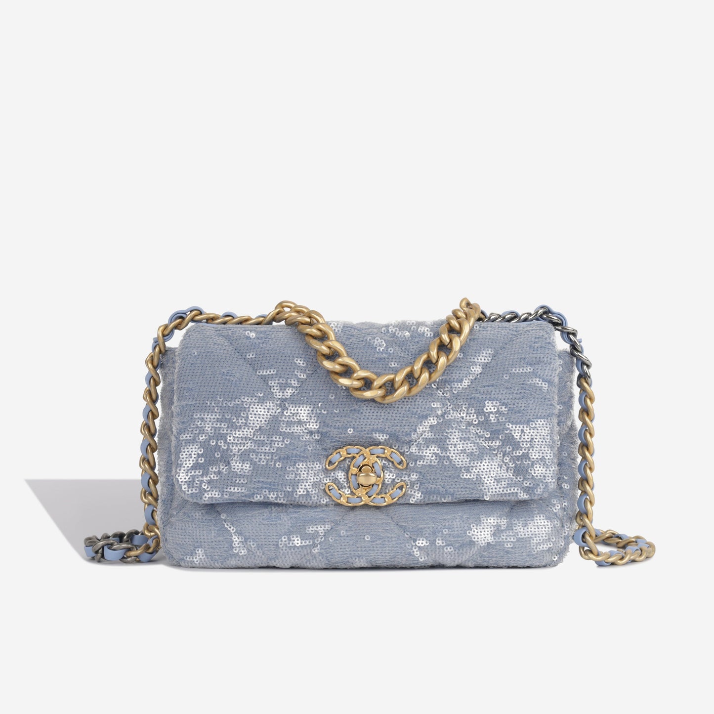 Chanel Chanel 19 - Small