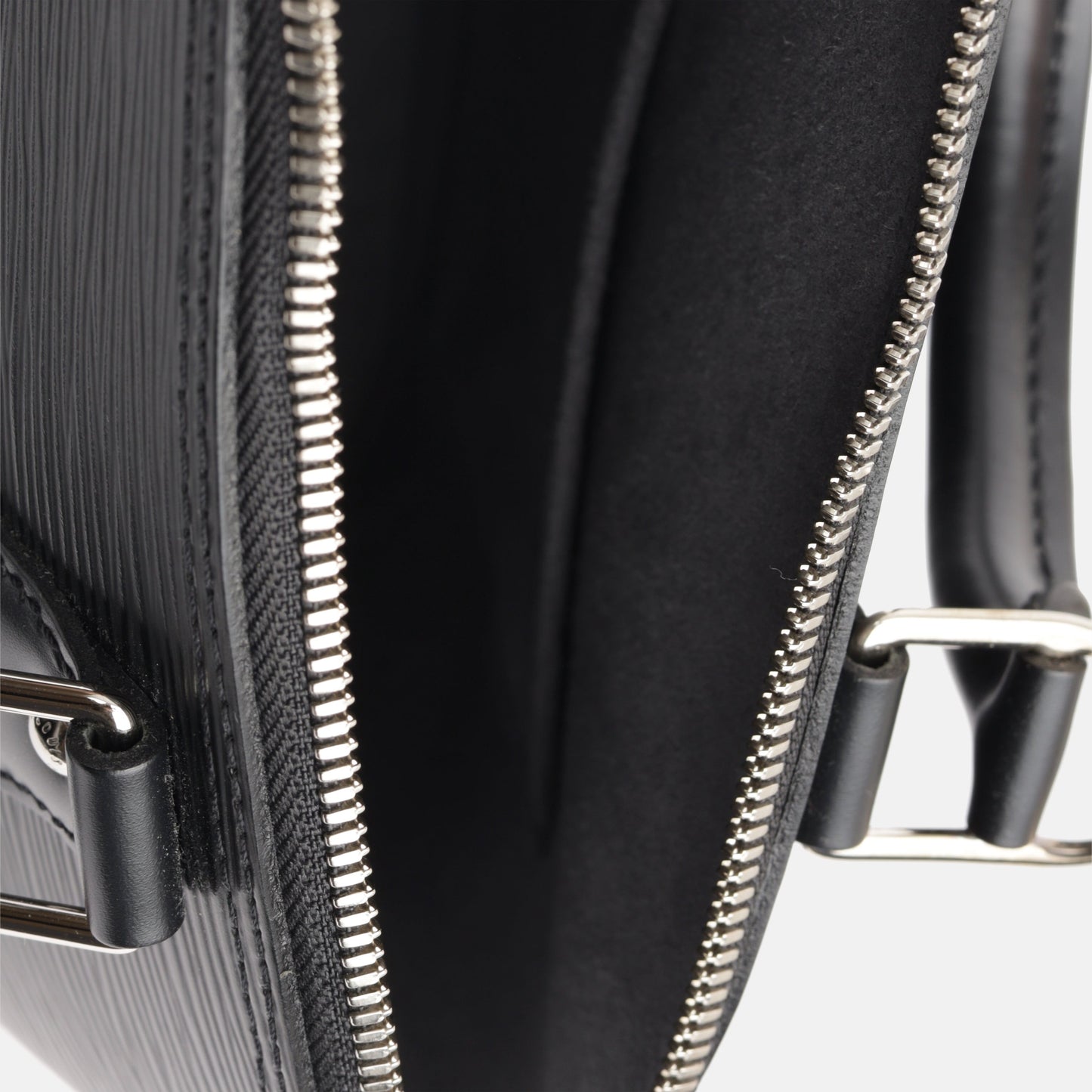 Louis Vuitton Alma PM - Epi