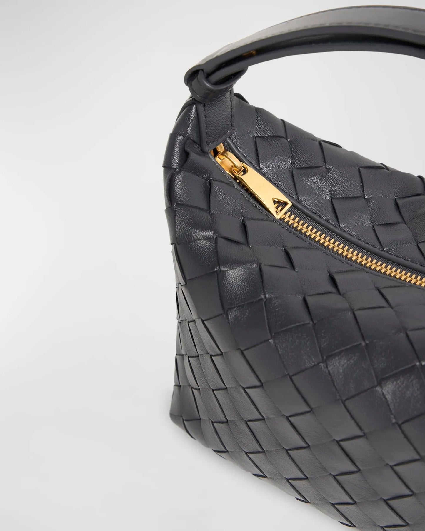 BOTTEGA VENETA CALFSKIN LEATHER INTRECCIATO MINI WALLACE BAG