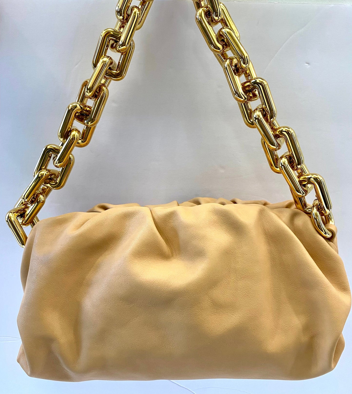 BOTTEGA VENETA CALFSKIN LEATHER THE CHAIN POUCH BAG
