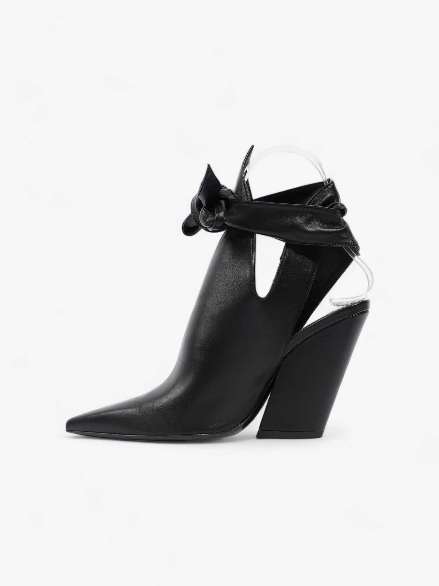 Burberry Leather Tie Pumps 100 Black Leather EU 35 UK 2