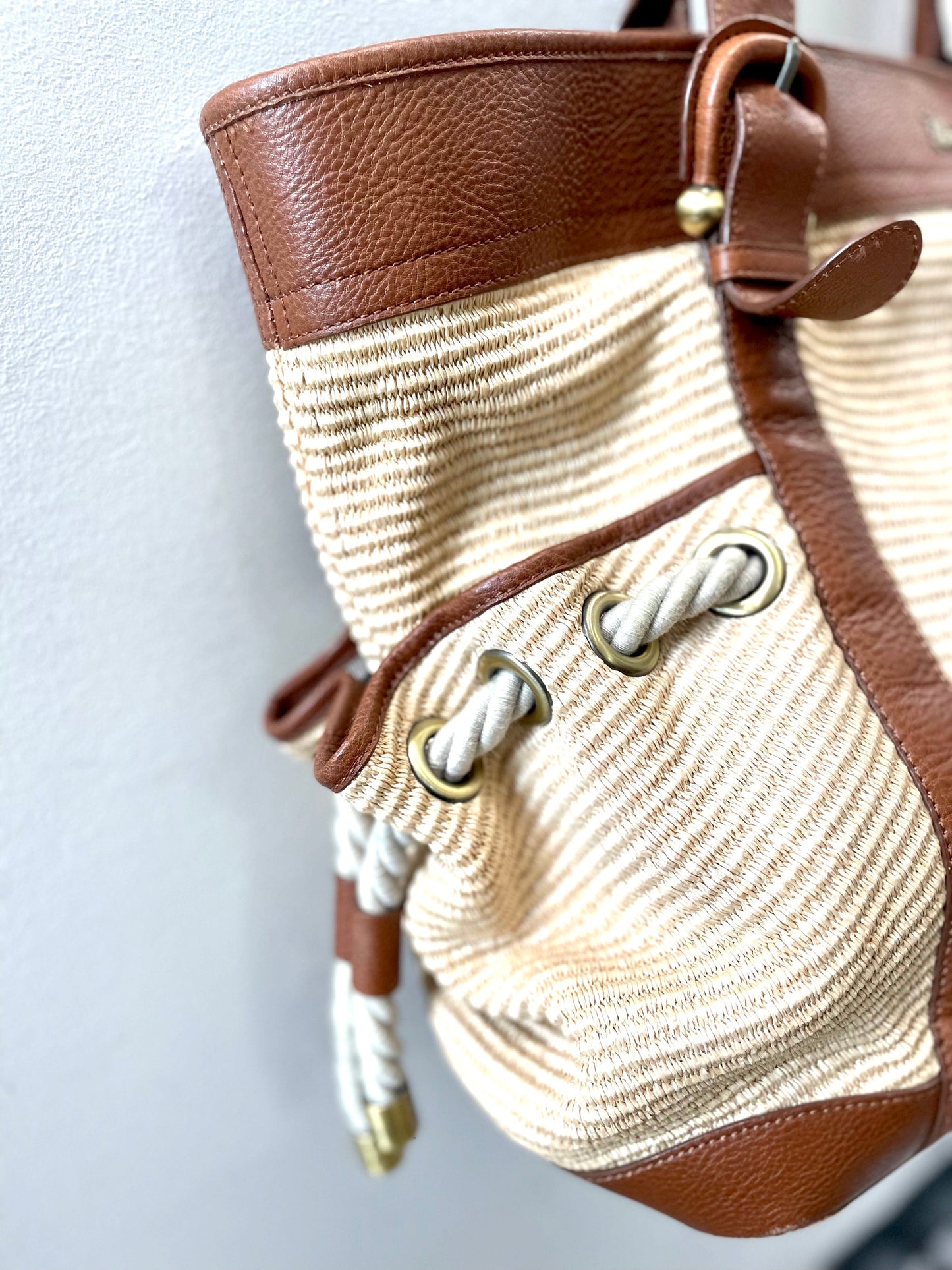 BURBERRY CARTERA FIGUE CANVAS & CALFSKIN LEATHER TOTE BAG