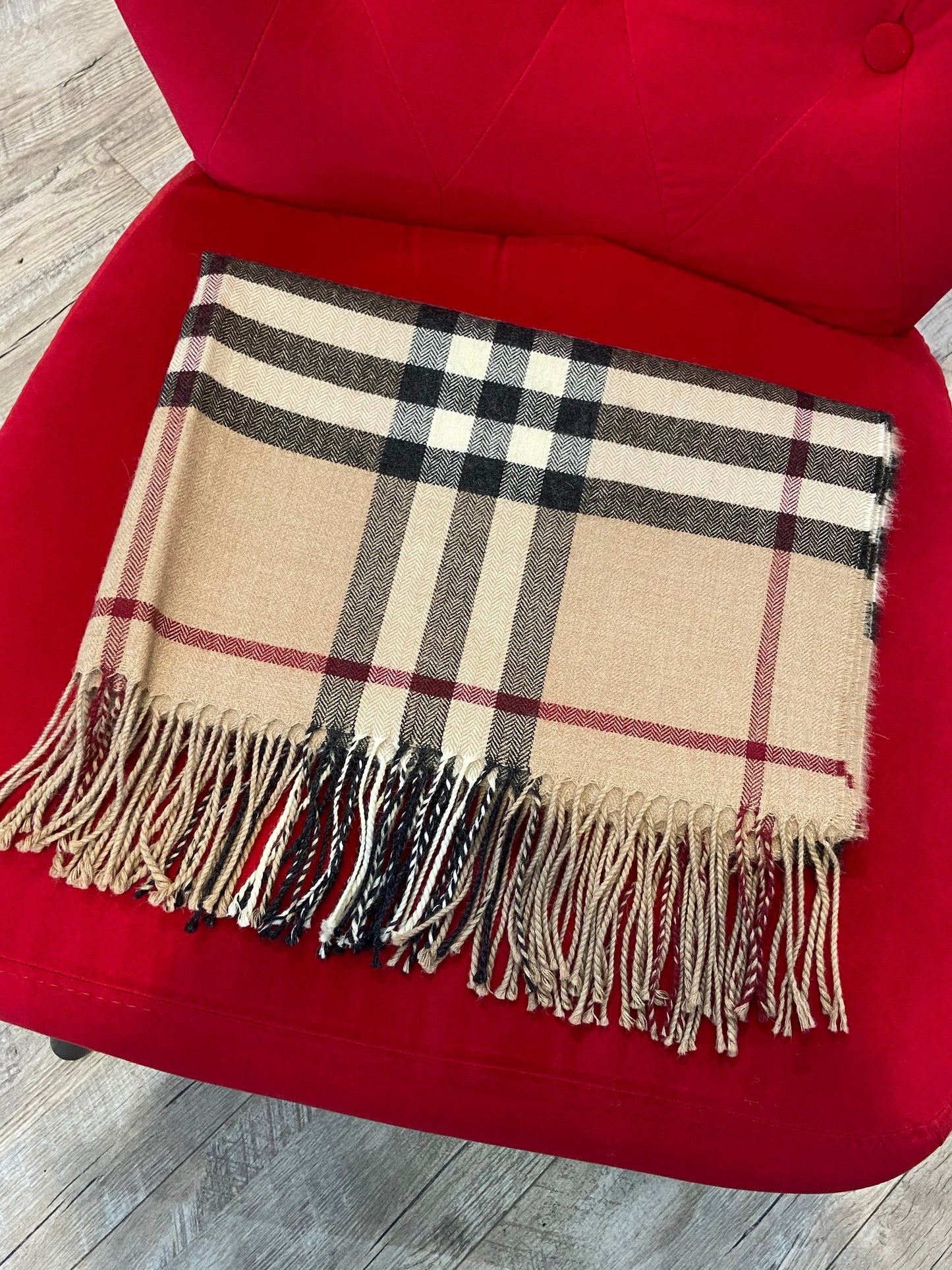 BURBERRY HOUSE CHECK OVERSIZED SCARF