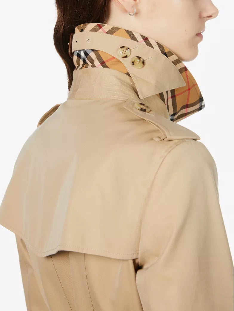 BURBERRY CHELSEA HERITAGE DOUBLE BREASTED TRENCH COAT